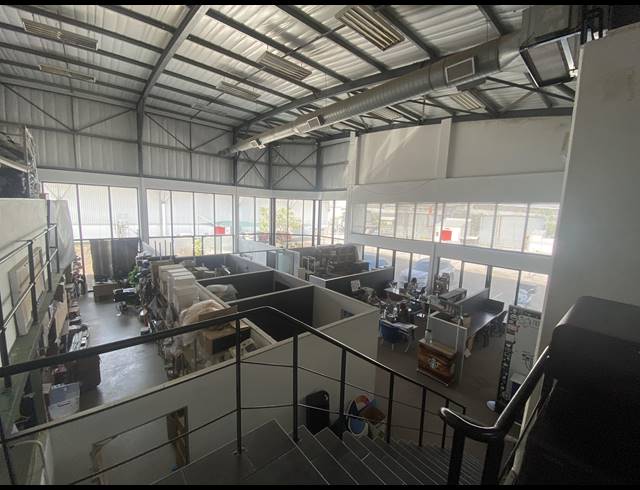 559M² WAREHOUSE TO LET IN RIVERHORSE VALLEY